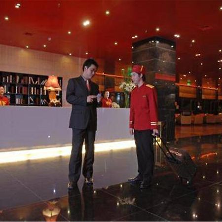 Gloria Plaza Hotel Kangqiao Shanghai Dalaman gambar