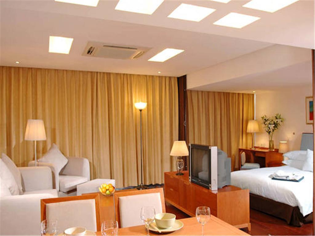 Gloria Plaza Hotel Kangqiao Shanghai Luaran gambar