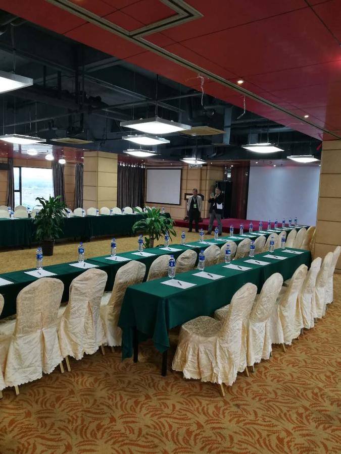 Gloria Plaza Hotel Kangqiao Shanghai Luaran gambar