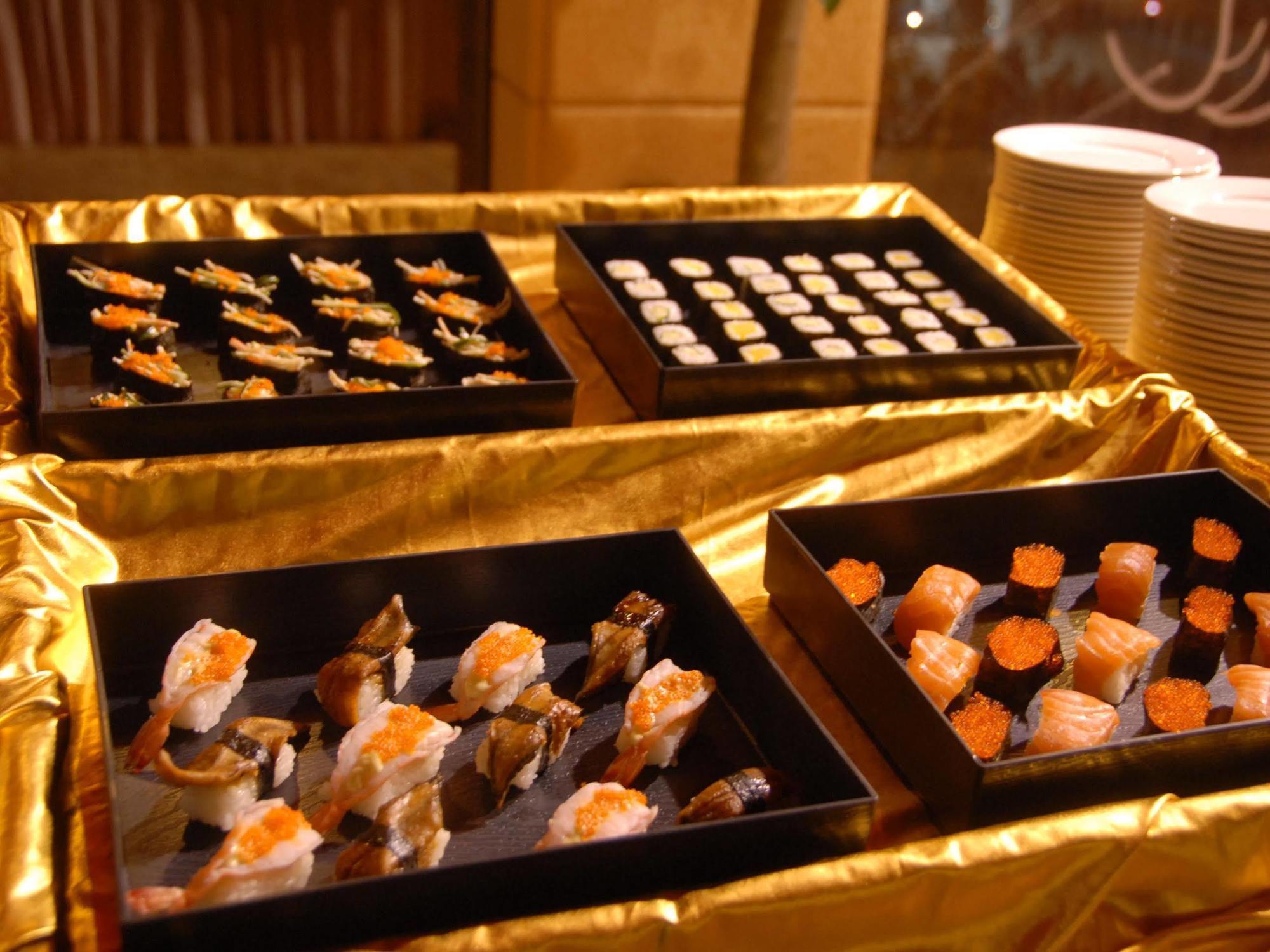 Gloria Plaza Hotel Kangqiao Shanghai Luaran gambar